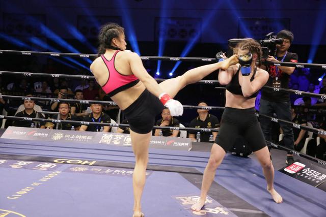  电竞女将巾帼不让，女子赛表现抢眼