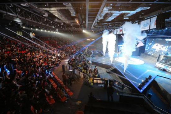  电竞跨界融合开拓多元发展空间